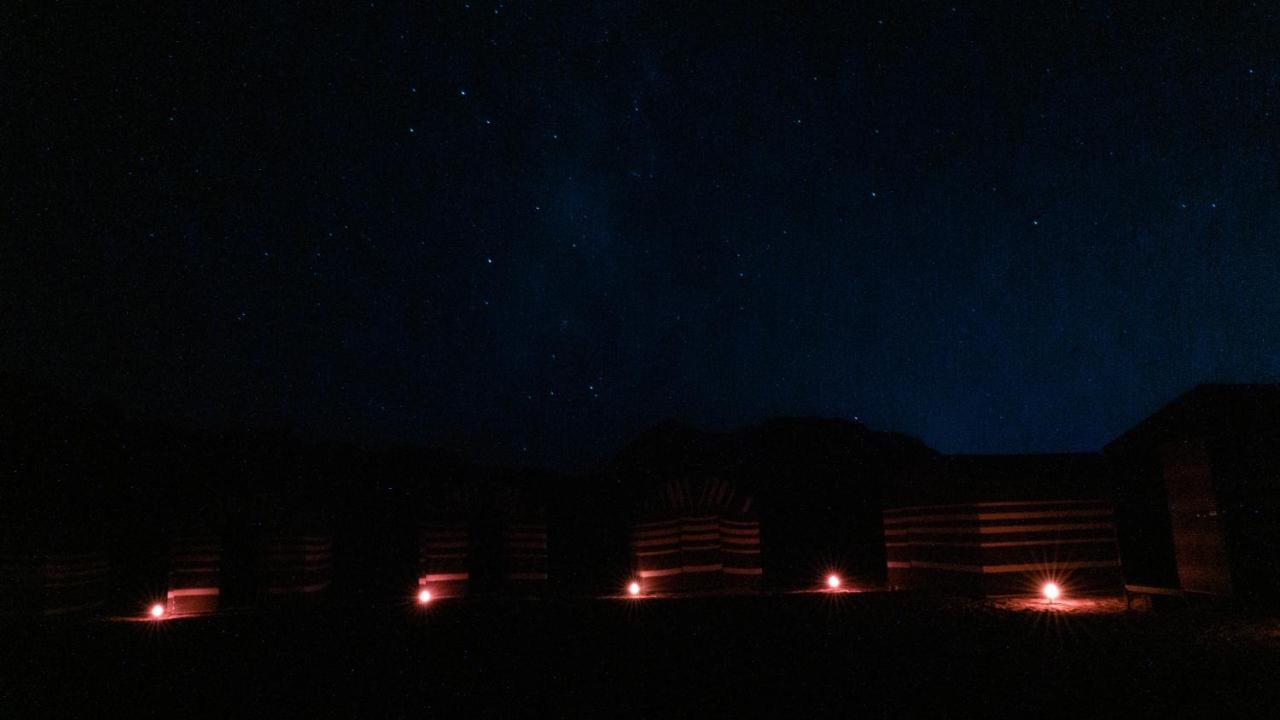 Wadi Rum Meteorite Camp Eksteriør billede