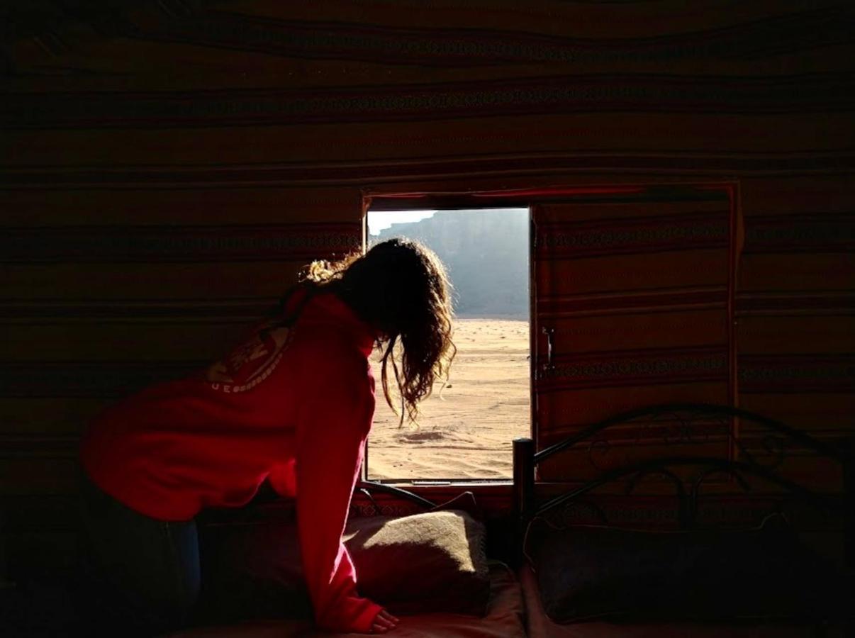 Wadi Rum Meteorite Camp Eksteriør billede