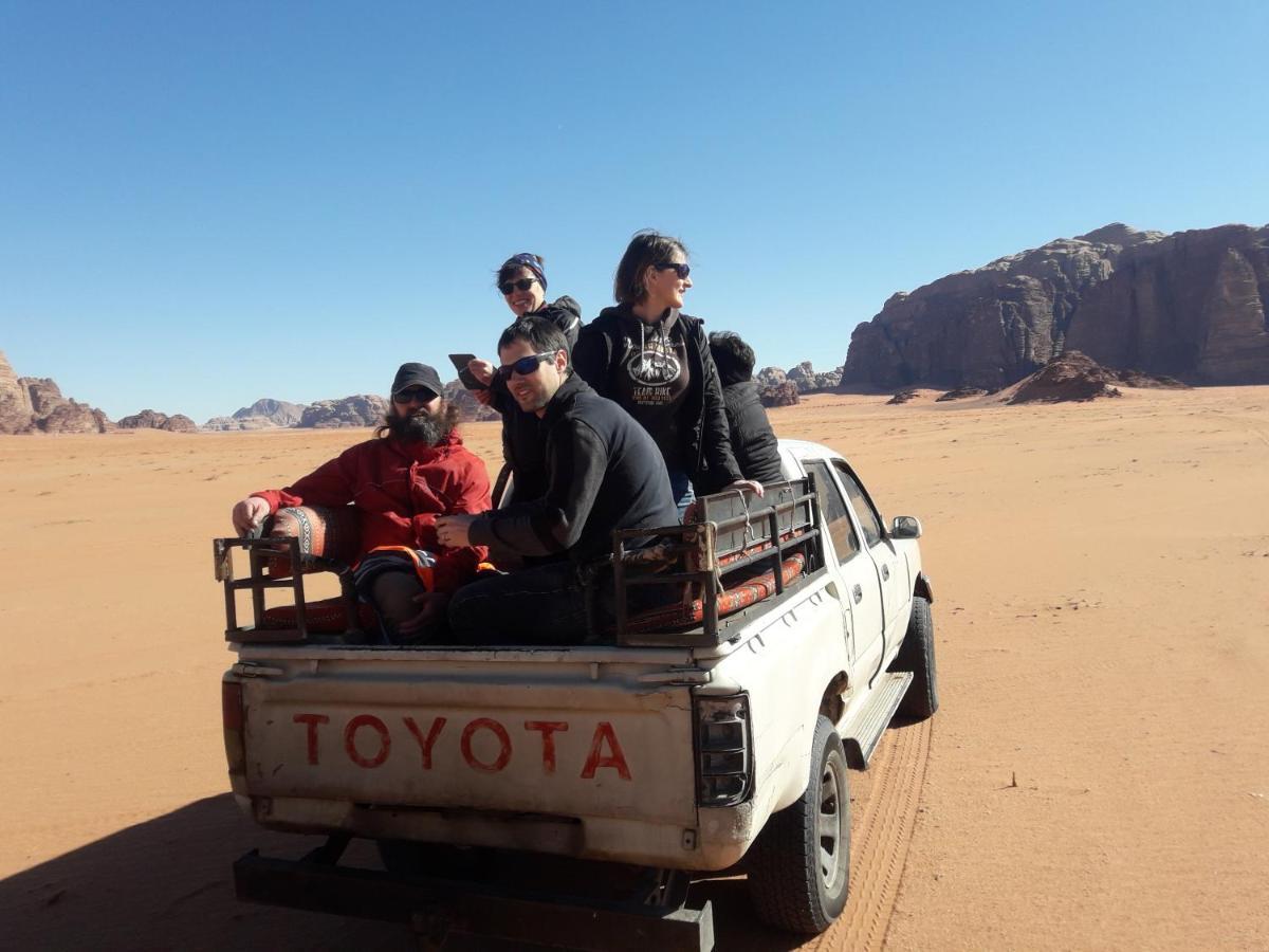 Wadi Rum Meteorite Camp Eksteriør billede